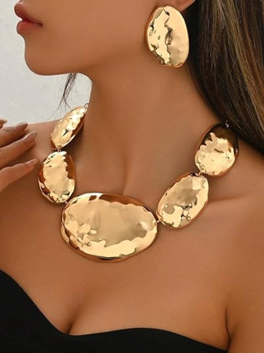 Chunky Statement Jewelry Set Gold Tone Necklace and Earrings NEW - Picture 4 of 5